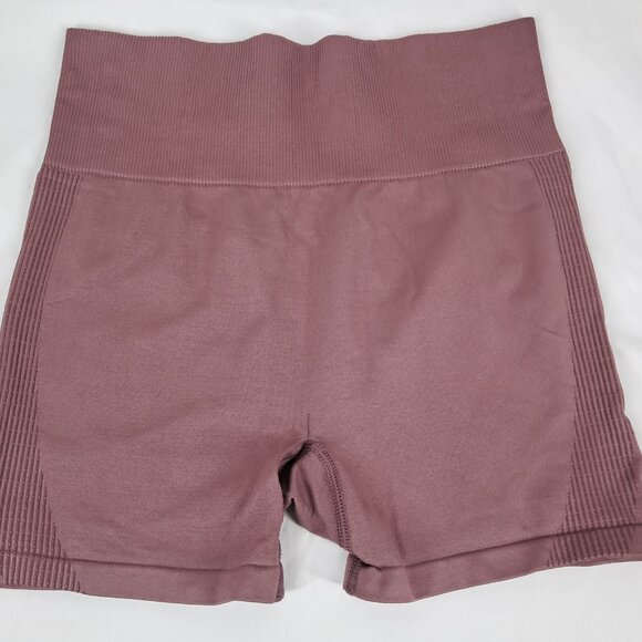 PINK Victoria’s Secret Active Seamless Workout Shortie Blush/Dusty Rose Shorts - Picture 2 of 5